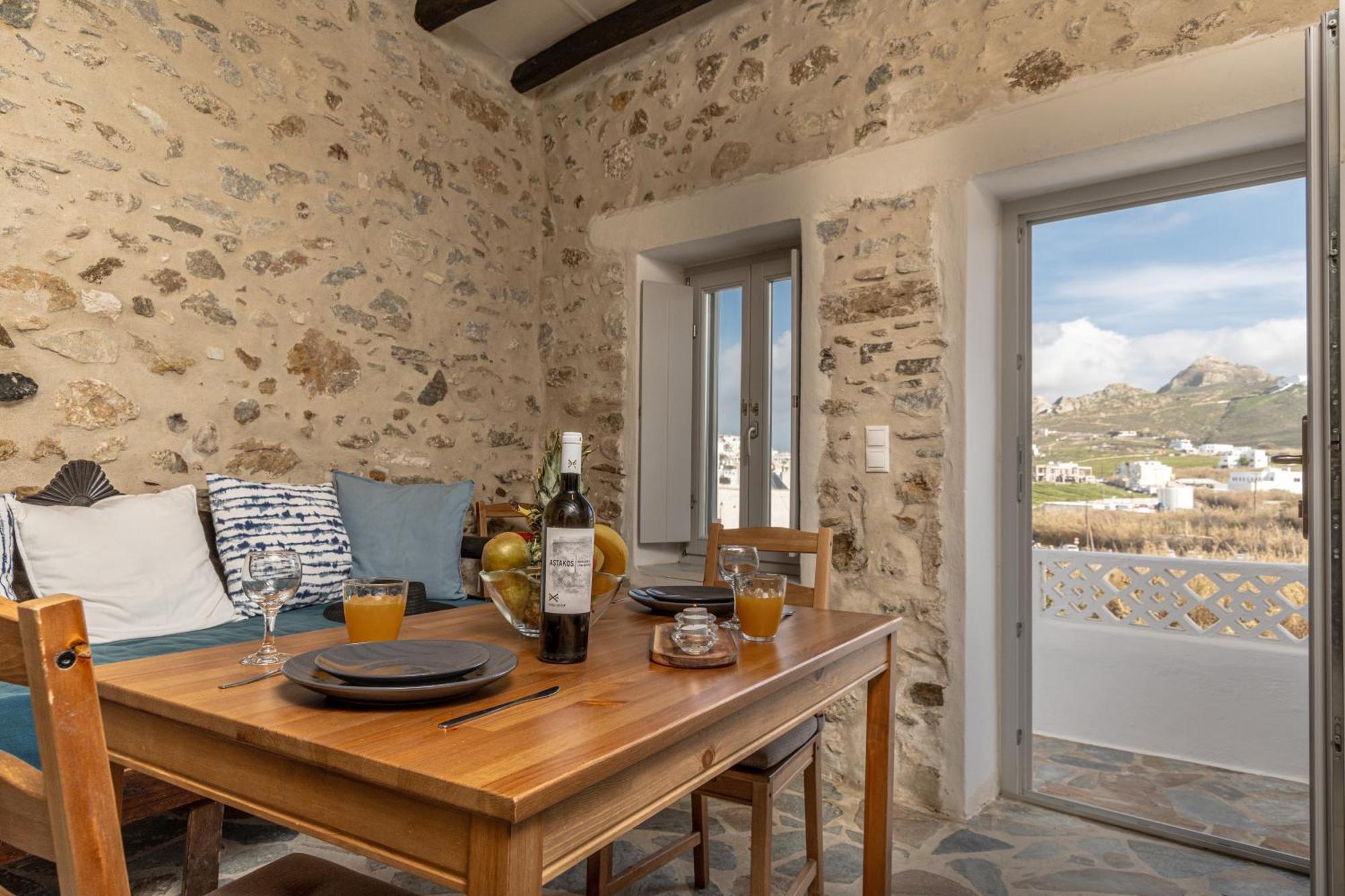 דירות Naxos City The White Stone House מראה חיצוני תמונה
