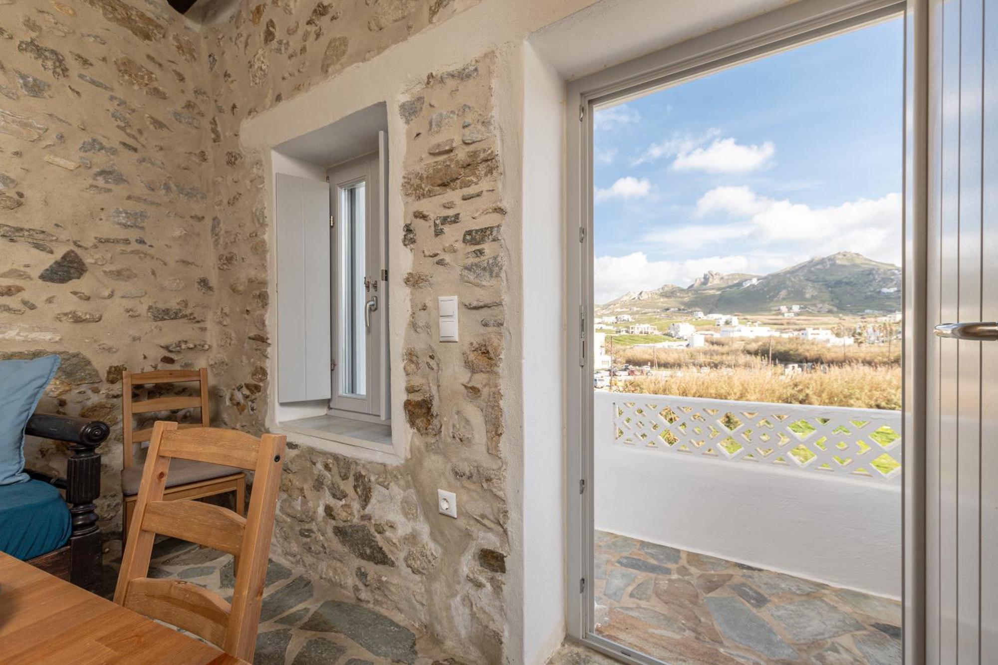 דירות Naxos City The White Stone House מראה חיצוני תמונה