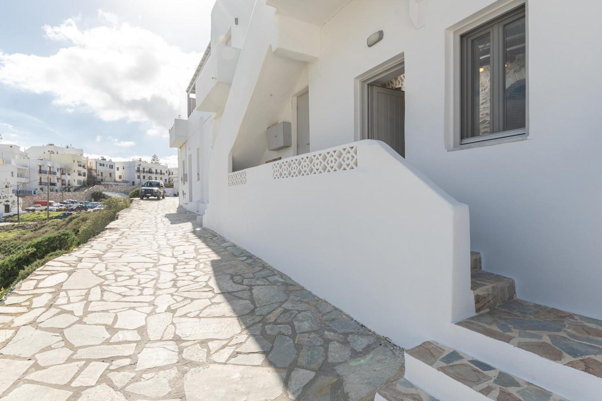 דירות Naxos City The White Stone House מראה חיצוני תמונה