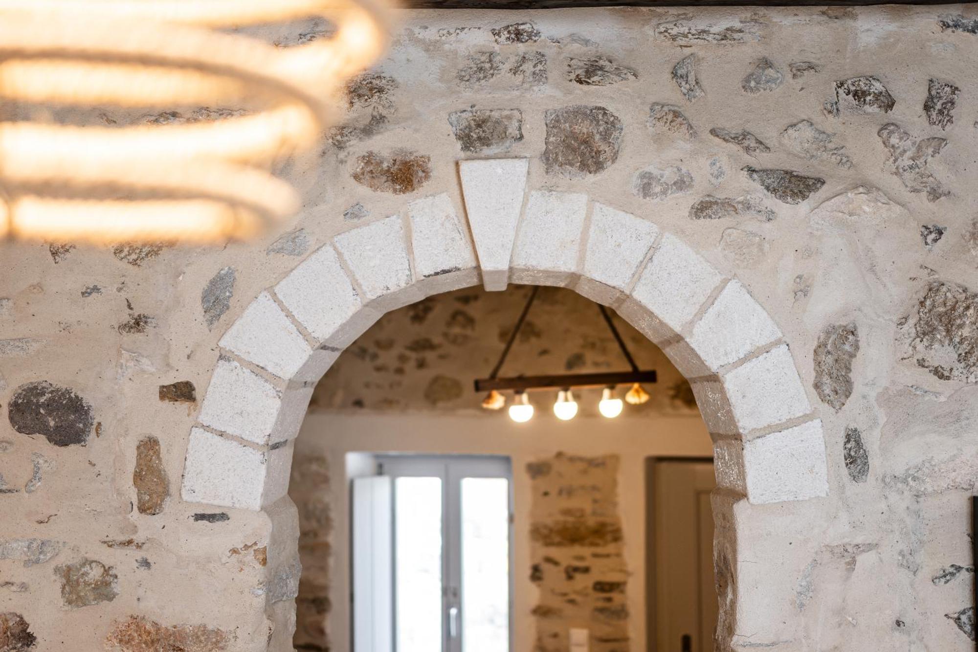 דירות Naxos City The White Stone House מראה חיצוני תמונה