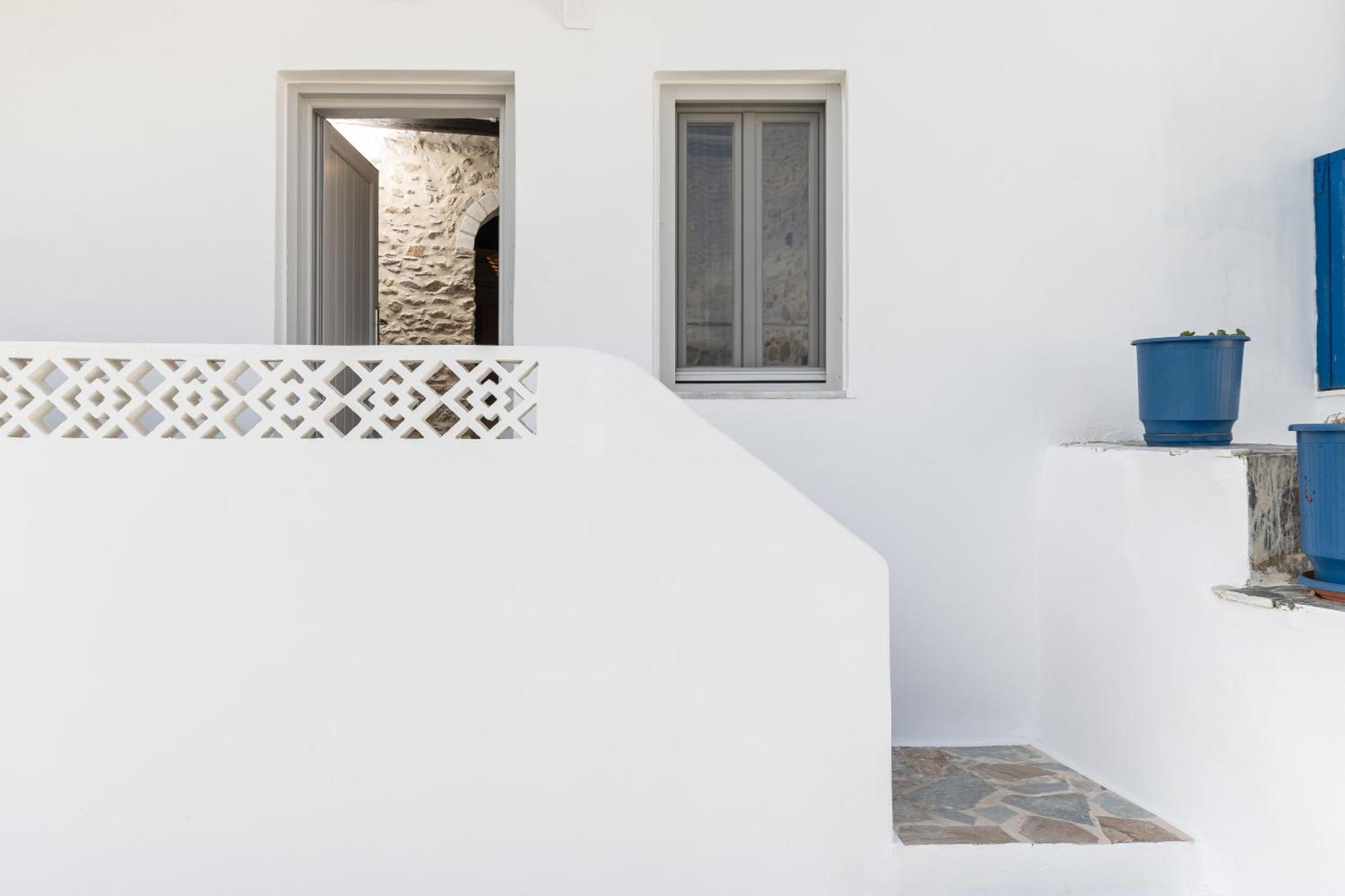 דירות Naxos City The White Stone House מראה חיצוני תמונה